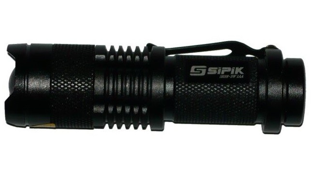 Airsoft Svtilny Sipik LED svtilna SK68 s klipem BLACK
